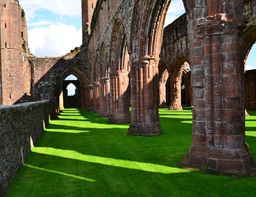 Sweetheart abbey, New Abbey