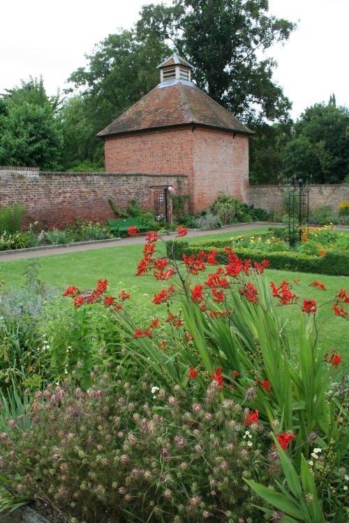 Eastcote house, the dovecote