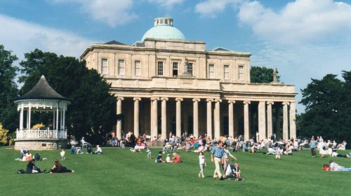 Cheltenham's Regency Buildings