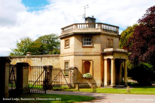 Kennel Lodge, Badminton, Gloucestershire 2011