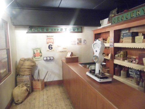 MUSEUM EXHIBITS