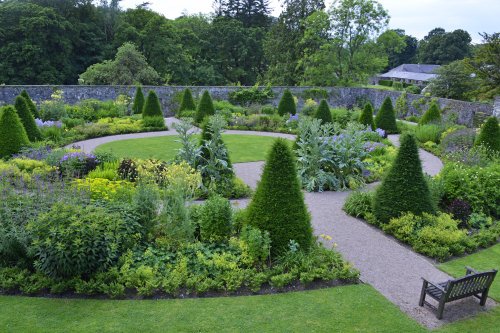 Aberglasney Garden