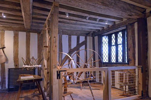 Guildhall in Lavenham, spinning display