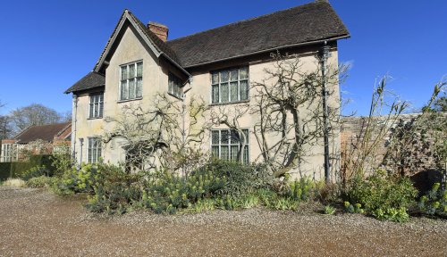 Packwood House