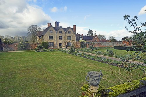 Packwood House