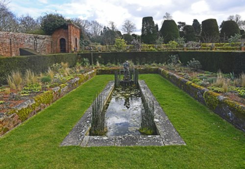 Packwood House Garden