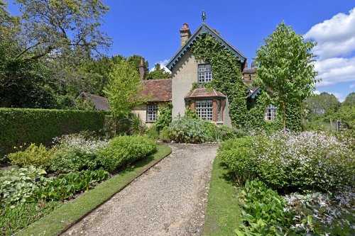 Polesden Lacy Garden Lodge