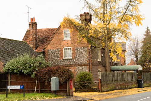 Ivy Farmhouse, Gosbrook Road, Caversham