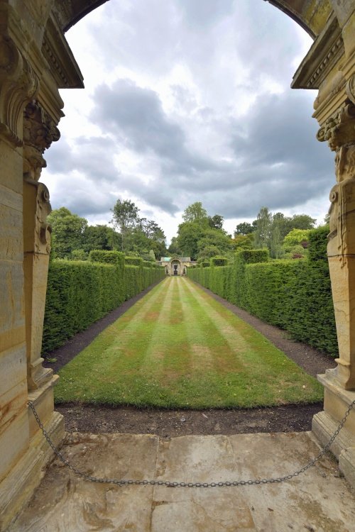 Hever Castle Gardens