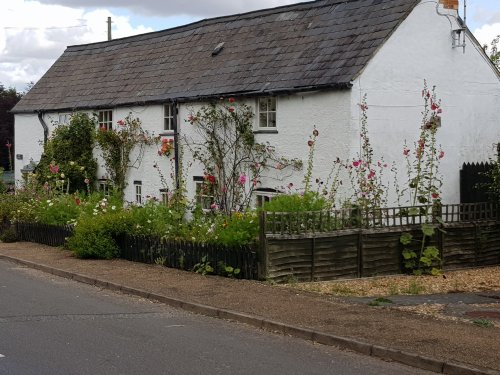 Cottages, Astwood