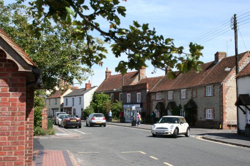 High Street, Benson