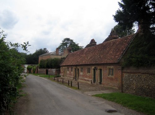 Grade II early 17th century almshouses in Mapledurham