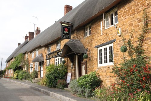 The Red Lion Inn, Cropredy