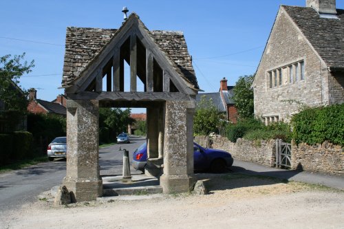 The covered well at Buscot