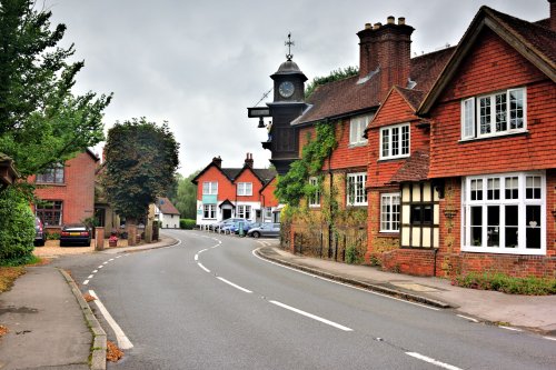 Guildford Road in Abinger Hammer