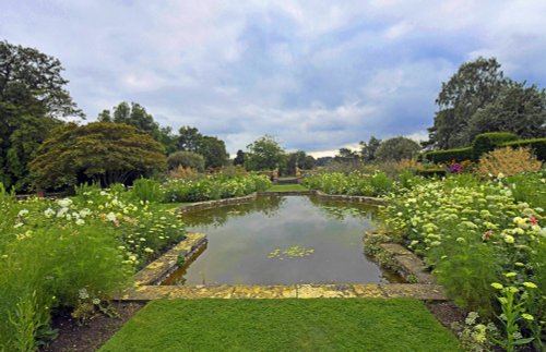 Doddington Place Gardens, Kent