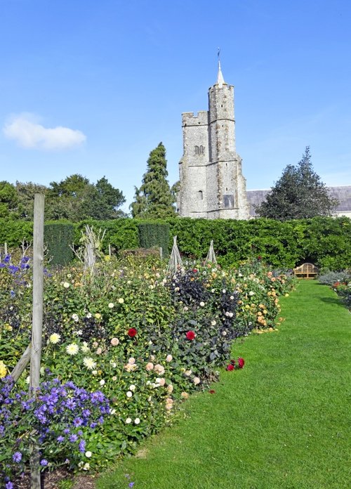 Goodnestone Park Garden