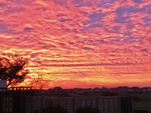 Red Sun Rise Clacton-on-sea