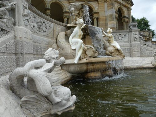 Hever Castle  The Nymph's Fountain