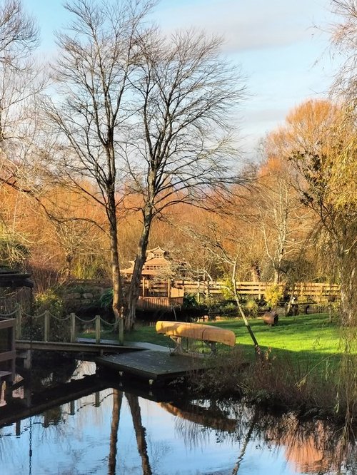 Elegant and pretty riverside scene in Christchurch