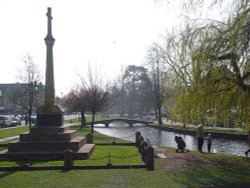 A picture of Bourton on the Water Wallpaper