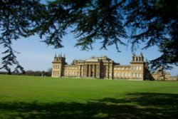 Blenheim Palace from the rear Wallpaper