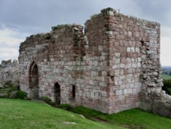 Views across eight counties can be enjoyed from the thirteenth century Beeston Castle. Wallpaper