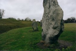 A picture of Avebury Wallpaper