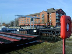 Enterance to the old Railway Dock, now part of the Hull Marina, Hotel in the background Wallpaper