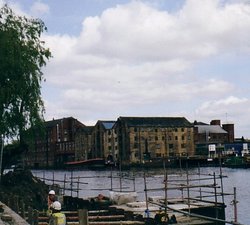 Wakefield Waterfront Wallpaper