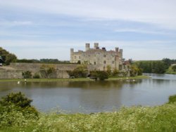 Leeds Castle Wallpaper