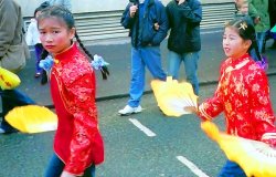 Parade  in  Manchesters   Chinatown Wallpaper