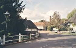 St Mary Bourne Village Center, Hampshire Wallpaper