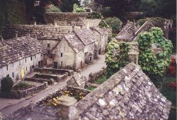 Model Village in Bourton-on-the-water Wallpaper