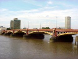 Vauxhall Bridge Wallpaper