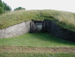 Belas Knap Long Barrow, Near Winchcombe Wallpaper