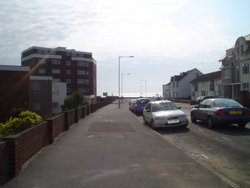 On the way to Seaford Beach. That's the ocean in the background. Wallpaper