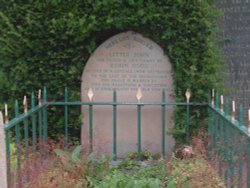 Little Johns Grave, the village churchyard, Hathersage, Derbyshire Wallpaper