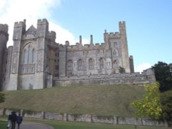 Arundel Castle, West Sussex. 2003 Wallpaper