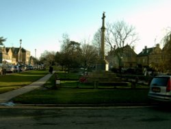 Bourton on the Water Wallpaper