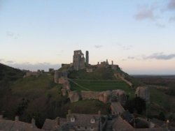 Corfe Castle, Dorset Wallpaper