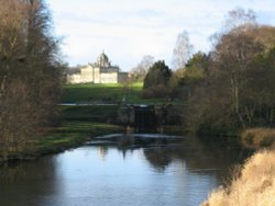 A view from the lake at Castle Howard Wallpaper