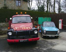 Old Cars in Goathland, North Yorkshire Wallpaper