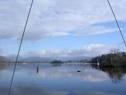 Windermere Lake early morning in March Wallpaper