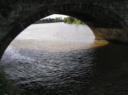 Riverside Walk, Gainsborough. Trent Bridge Wallpaper