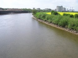 View from the Trent Bridge, Gainsborough, looking south Wallpaper