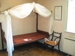 Jane Austin's bedroom in Chawton, Hampshire Wallpaper