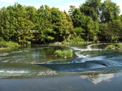 River Aire, Saltaire, West Yorkshire Wallpaper