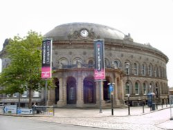 The Historic Corn Exchange, Leeds. Wallpaper