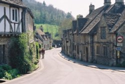 Castle Combe, Wiltshire Wallpaper